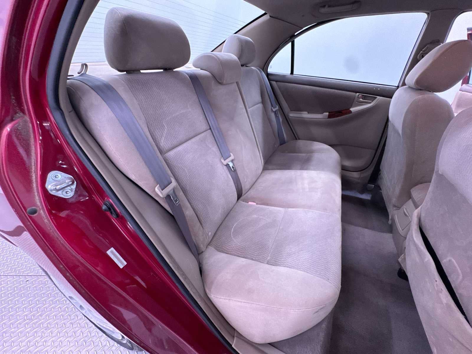 2005 Toyota Corolla LE