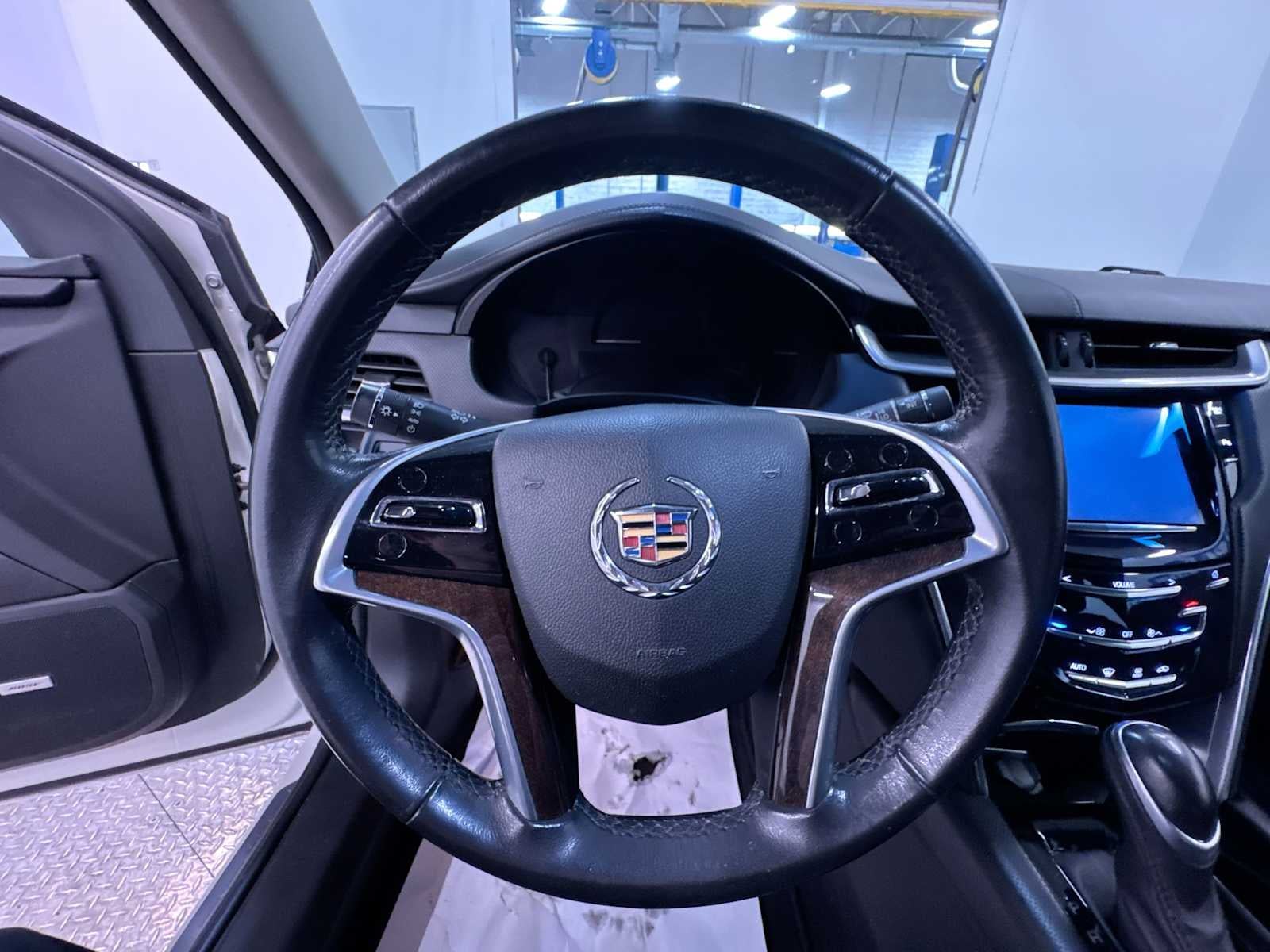 2015 Cadillac XTS 4dr Sdn FWD