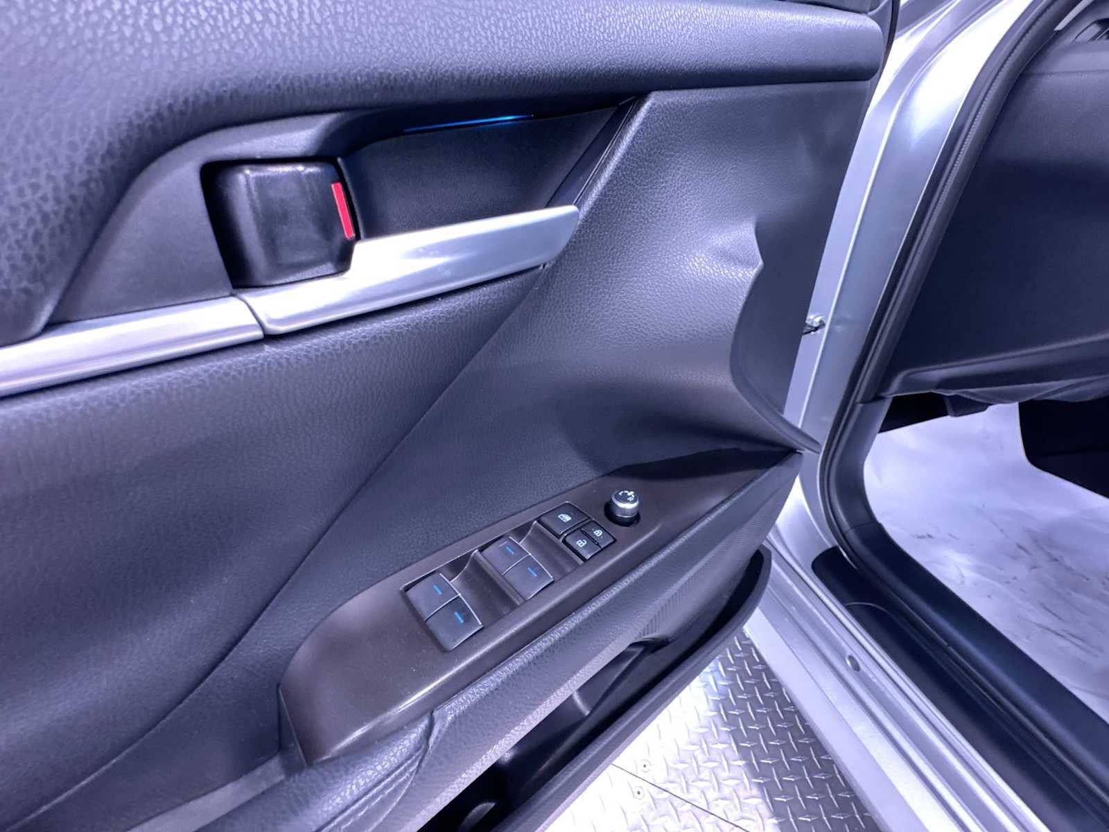 2024 Toyota Camry Hybrid XLE