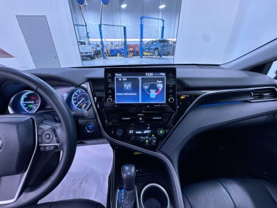 2024 Toyota Camry Hybrid XLE