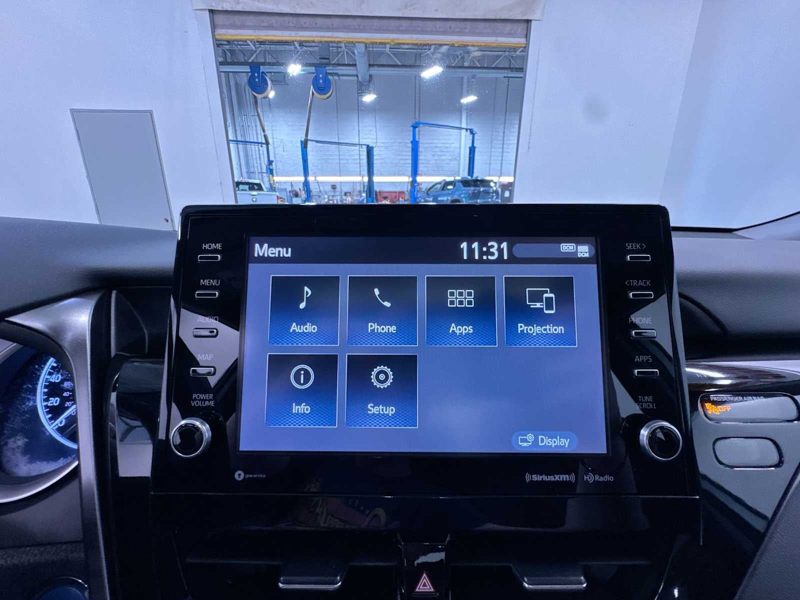 2024 Toyota Camry Hybrid XLE