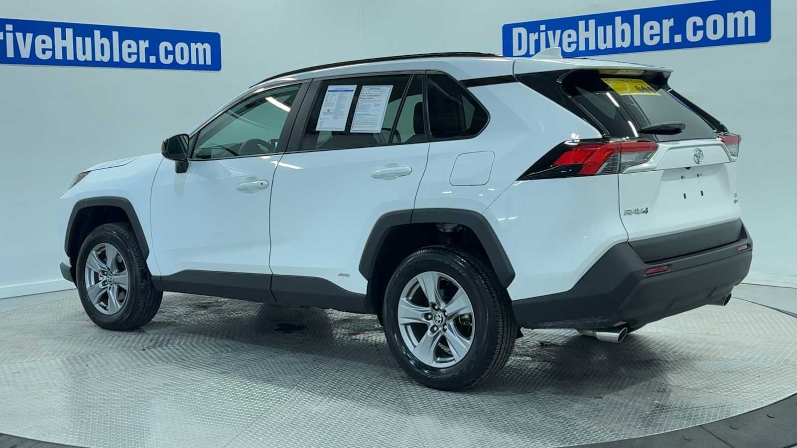2025 Toyota RAV4 Hybrid LE