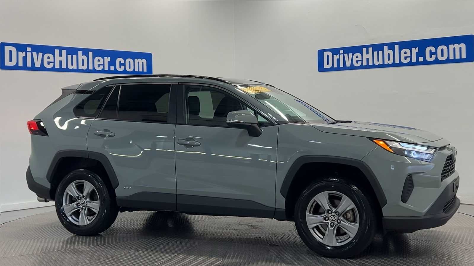 2023 Toyota RAV4 Hybrid XLE