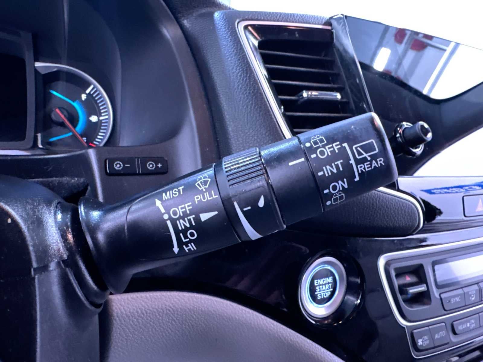 2019 Honda Pilot Touring 8-Passenger