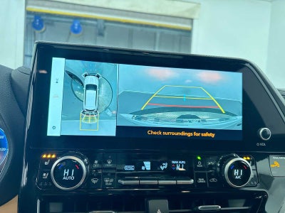 2025 Toyota Highlander Hybrid Platinum