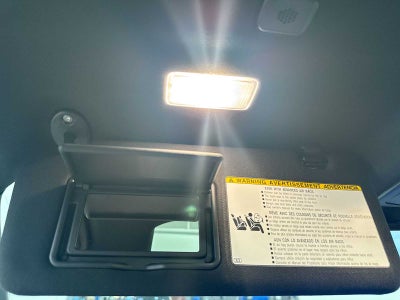 2025 Toyota Highlander Hybrid Platinum