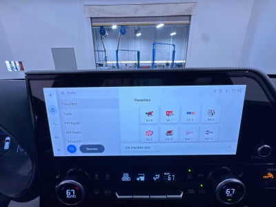 2025 Toyota Highlander Platinum