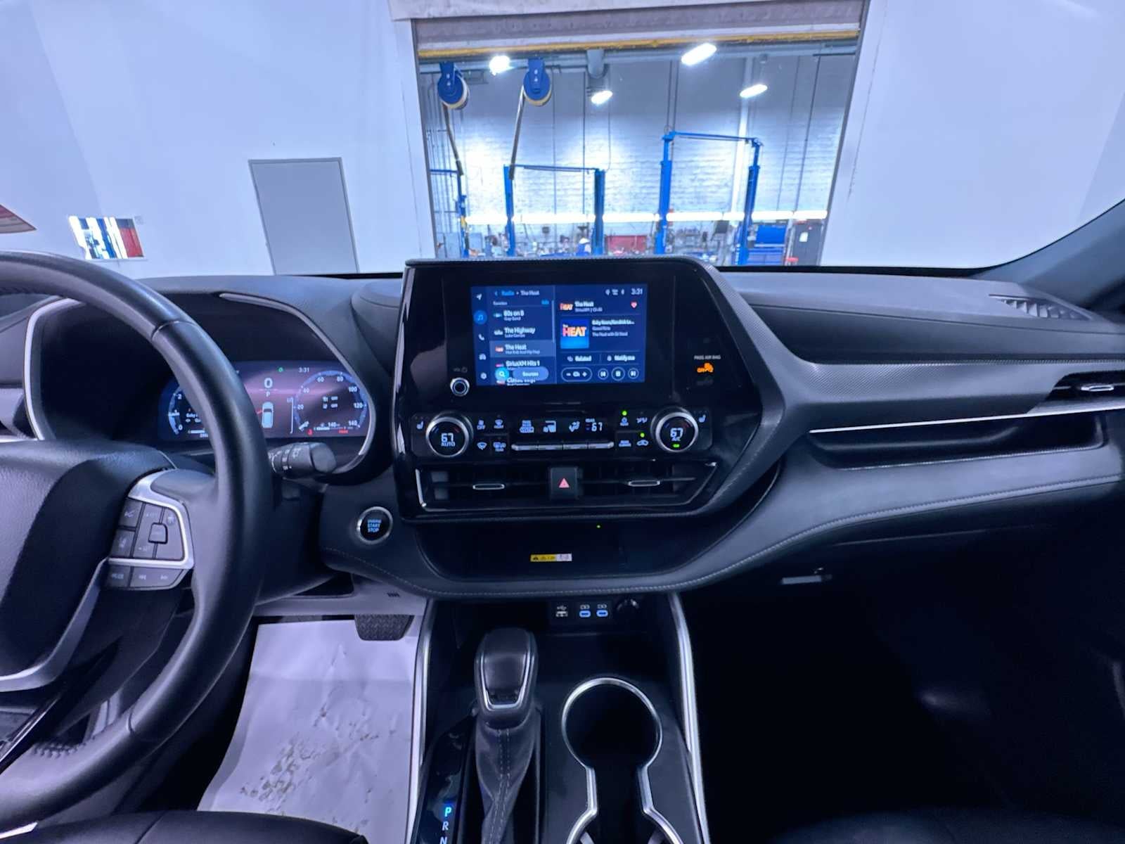 2025 Toyota Highlander XLE