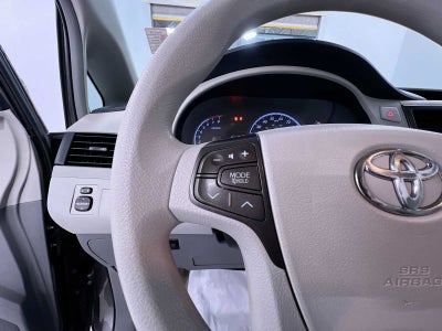 2013 Toyota Sienna LE
