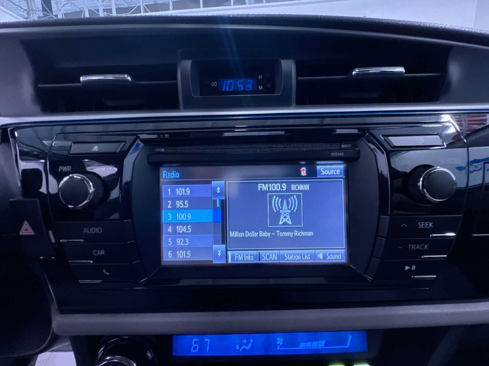 2014 Toyota Corolla LE