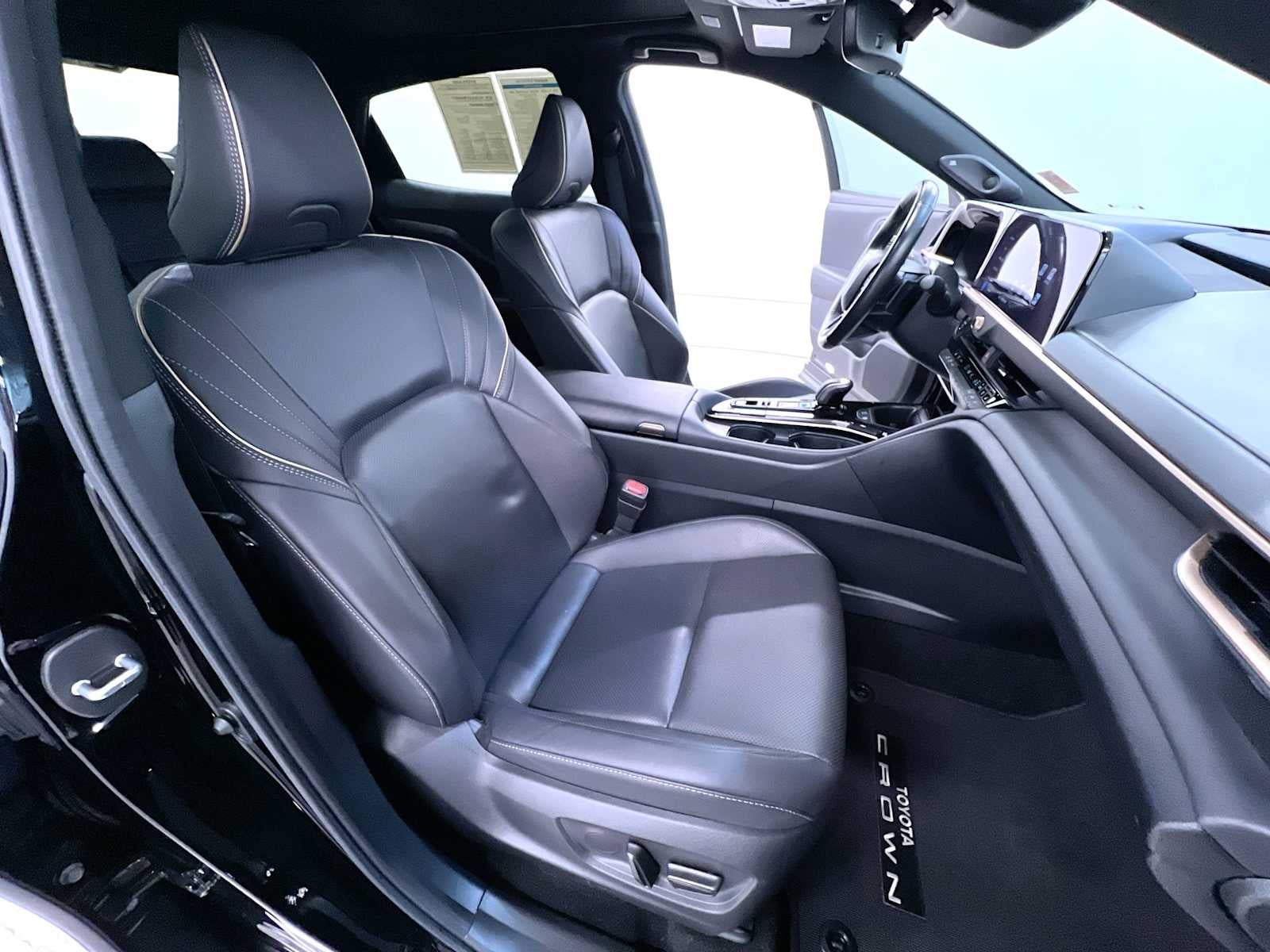 2024 Toyota Crown Platinum