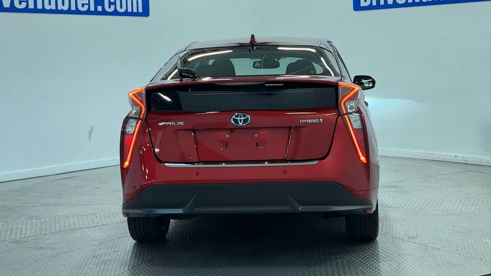 2017 Toyota Prius Four Touring
