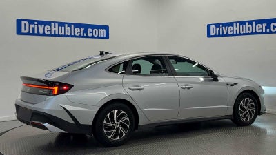 2026 Hyundai Sonata Hybrid Blue