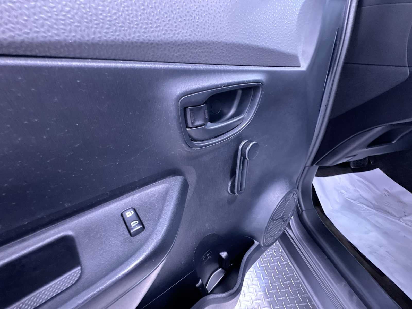 2014 Toyota Yaris L