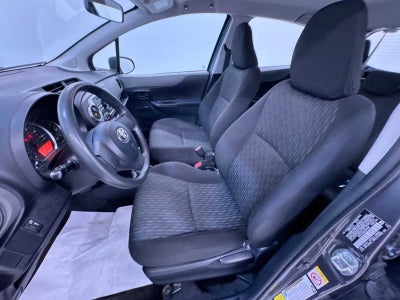 2014 Toyota Yaris L