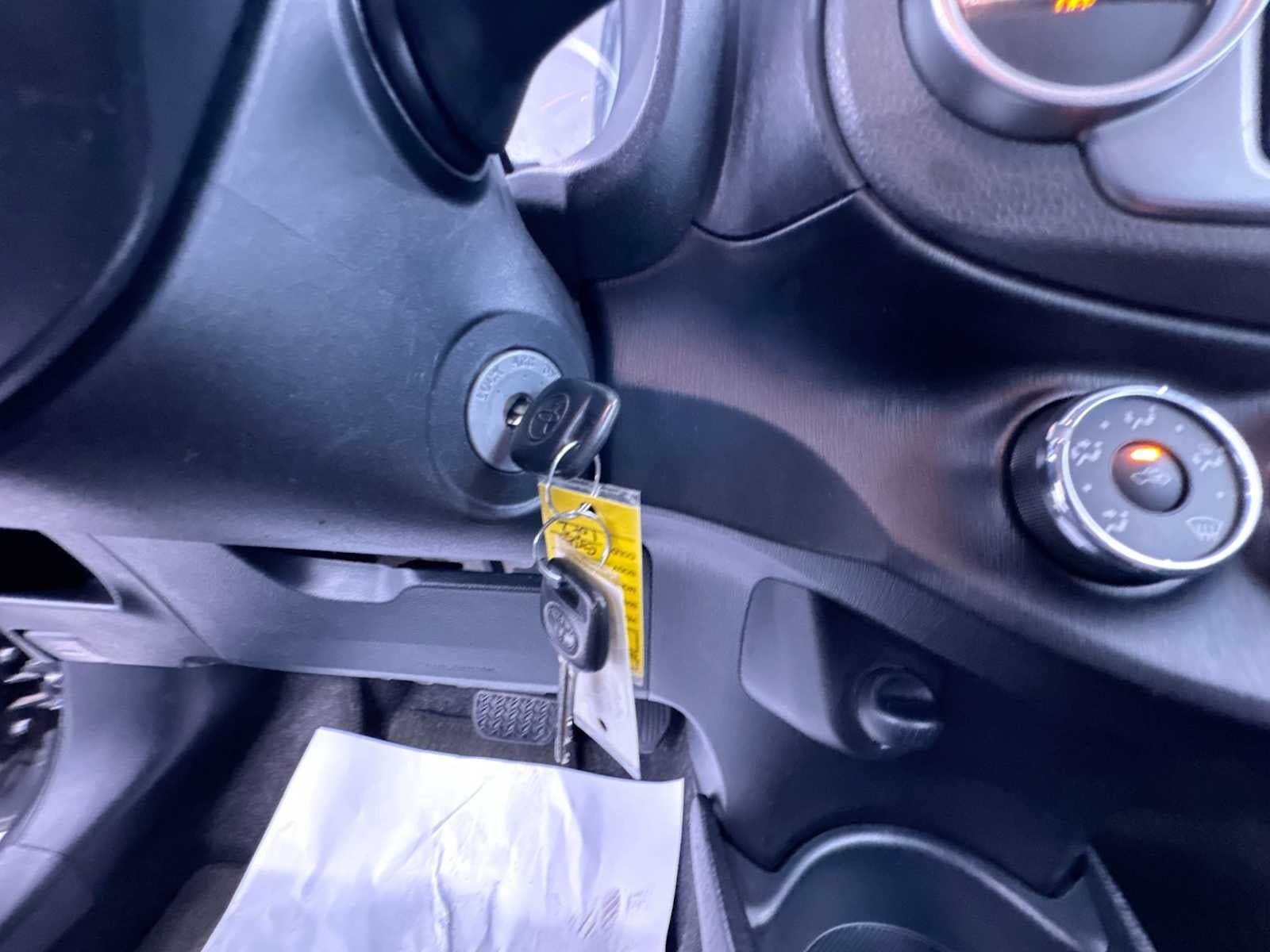 2014 Toyota Yaris L