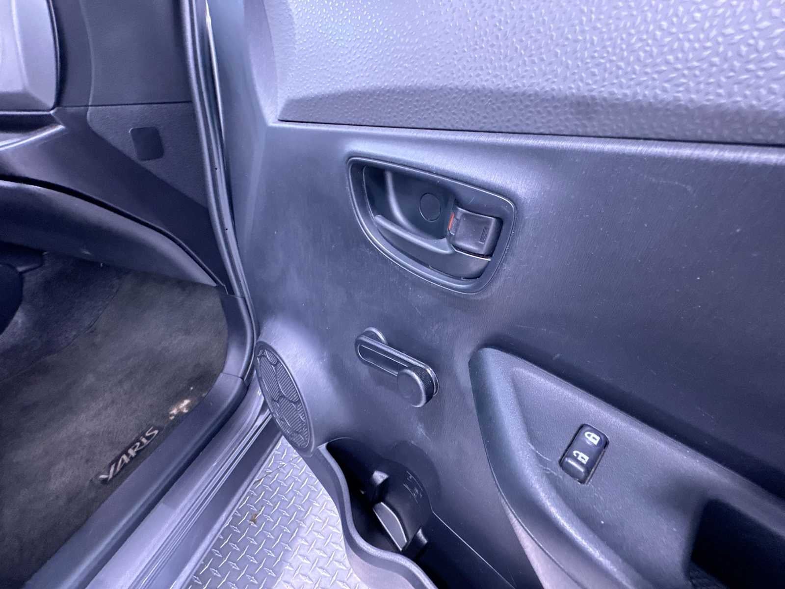 2014 Toyota Yaris L