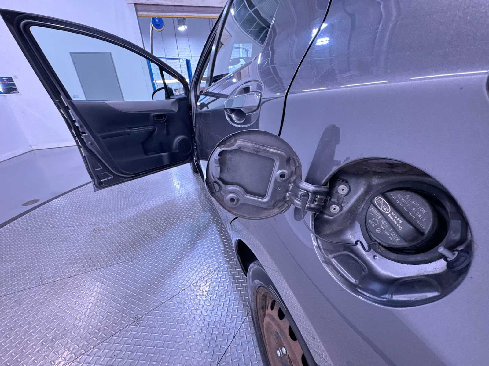 2014 Toyota Yaris L