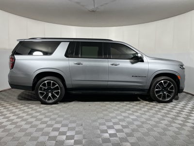 2023 Chevrolet Suburban RST