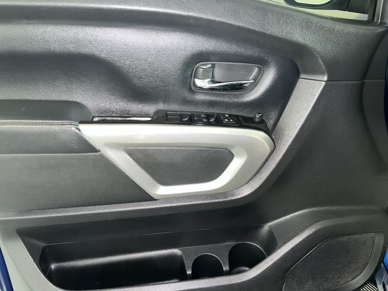 2019 Nissan Titan PRO-4X