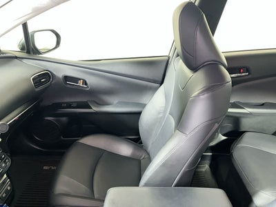 2021 Toyota Prius XLE