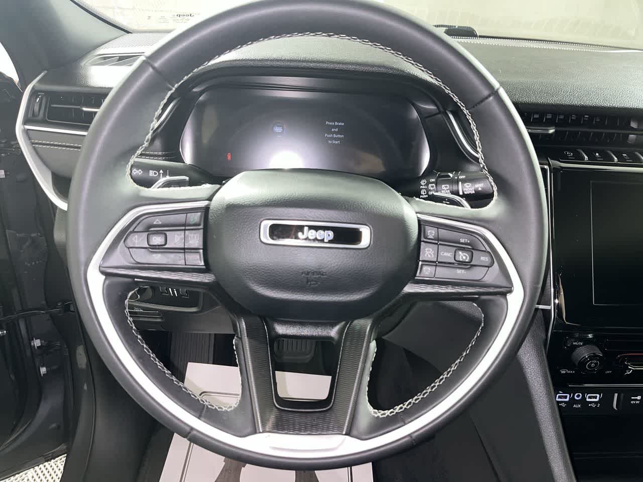 2024 Jeep Grand Cherokee Laredo