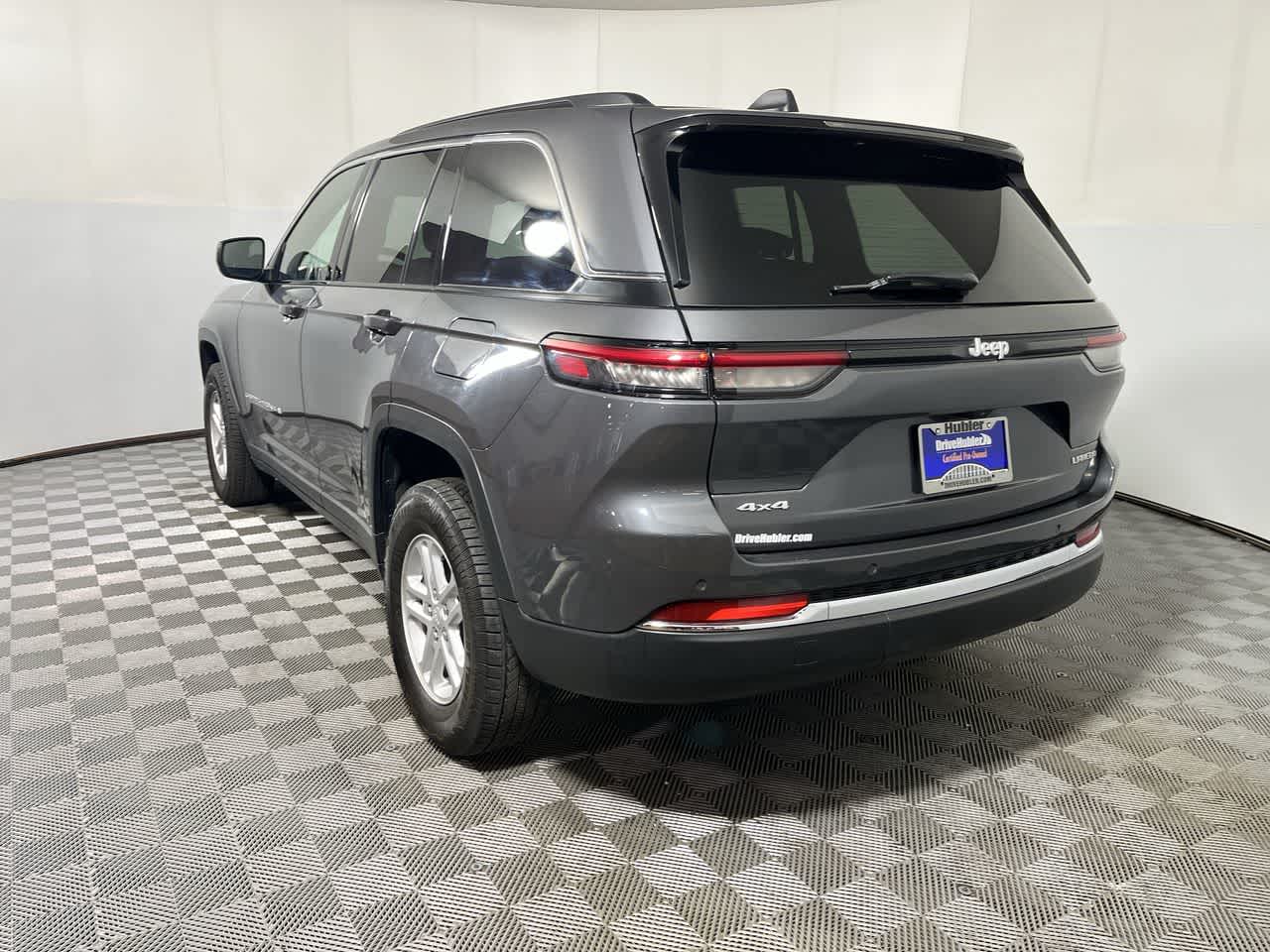 2024 Jeep Grand Cherokee Laredo