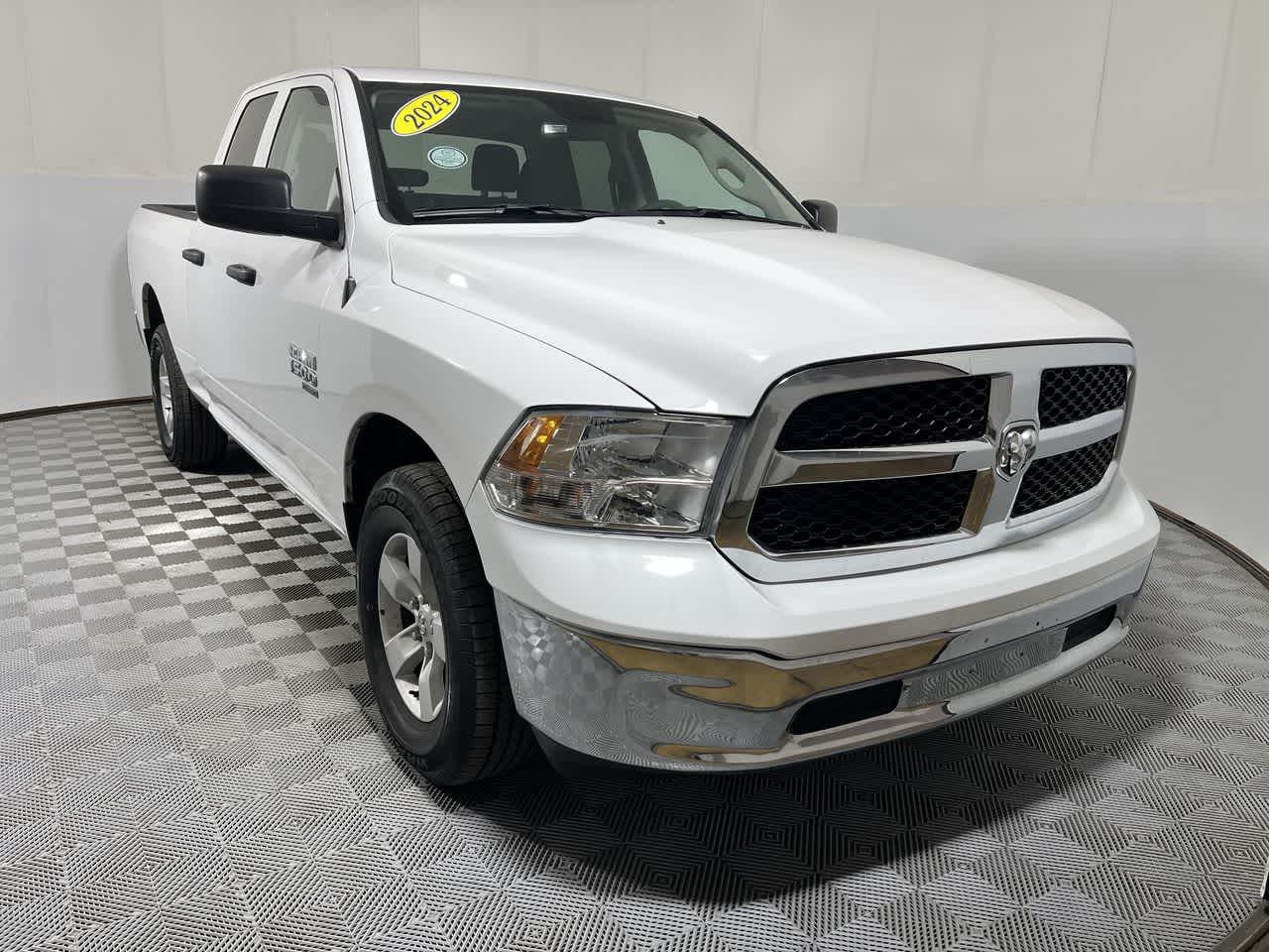 2024 RAM 1500 Classic SLT