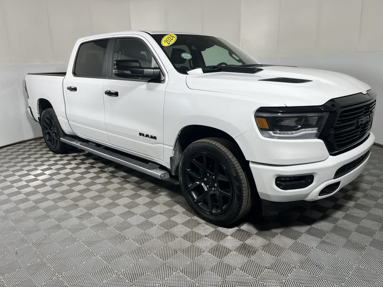 2024 RAM 1500 Laramie