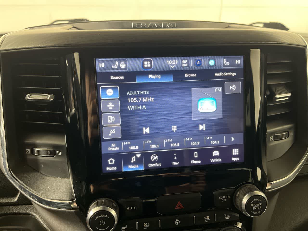 2024 RAM 1500 Laramie