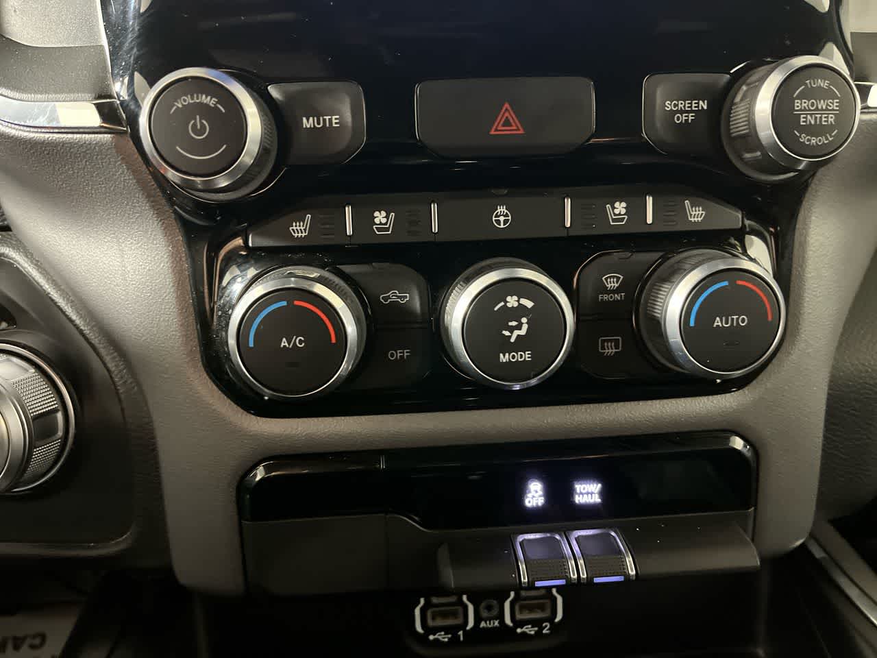 2024 RAM 1500 Laramie