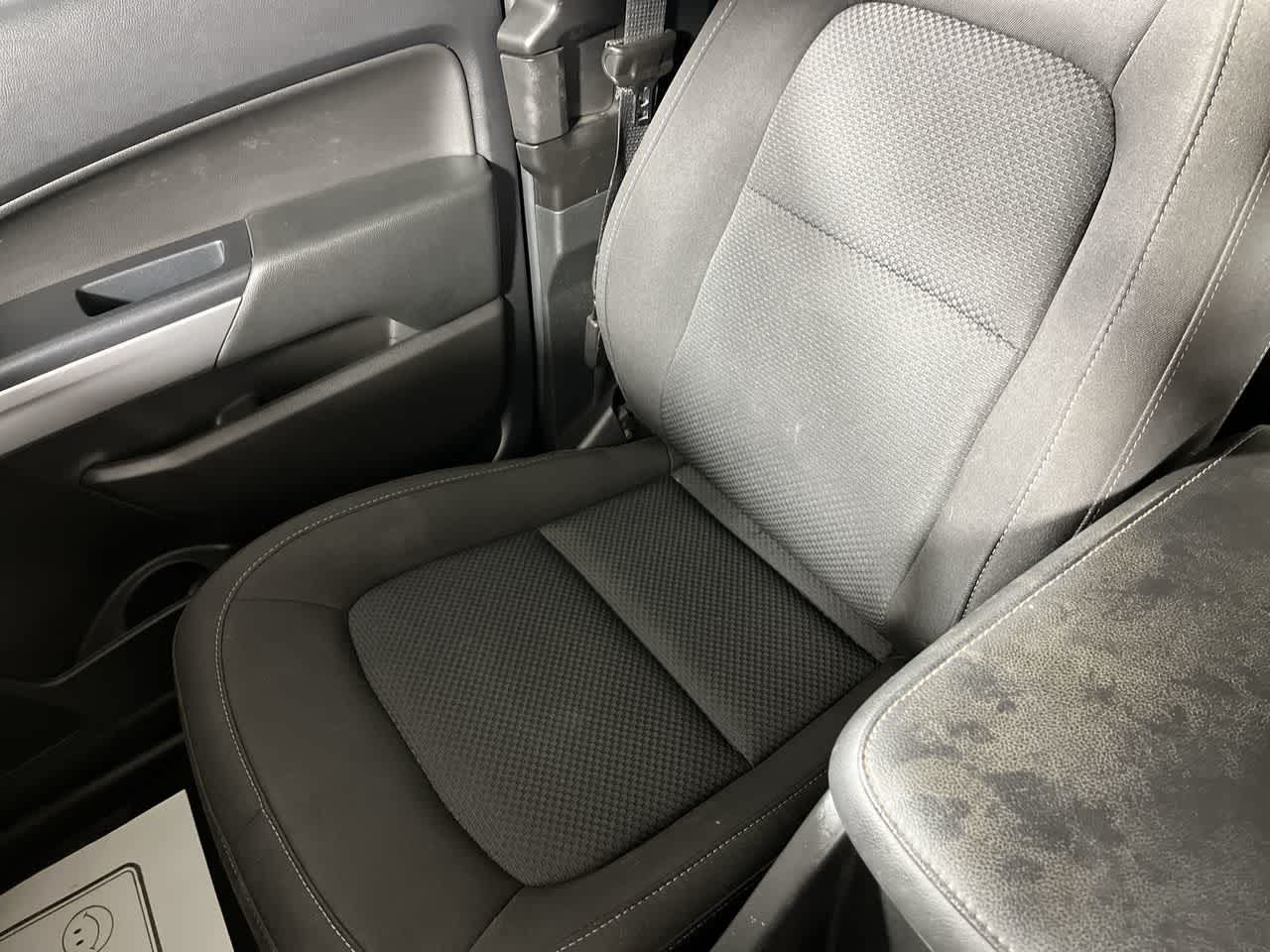 2022 Chevrolet Colorado 2WD LT