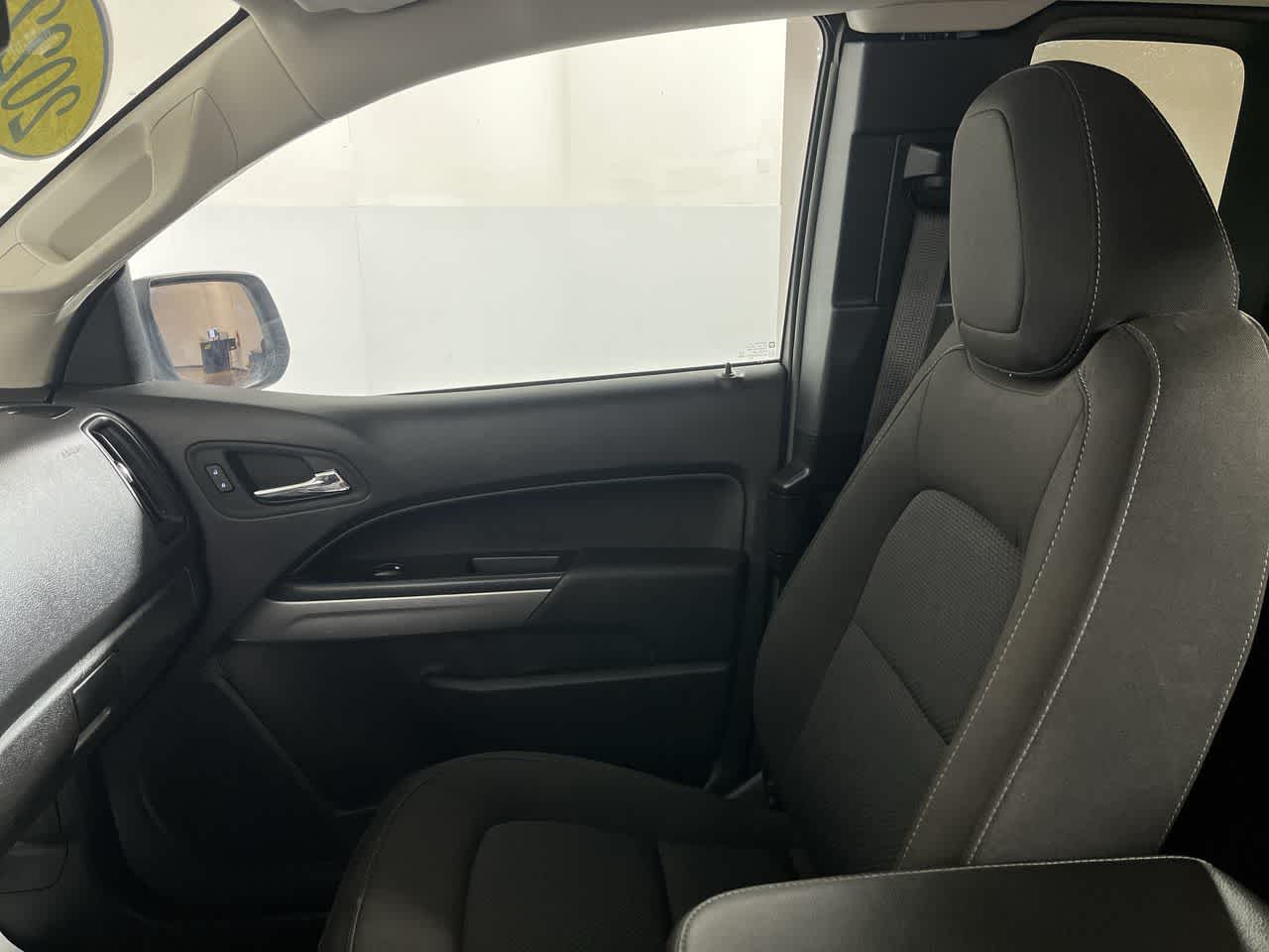 2022 Chevrolet Colorado 2WD LT