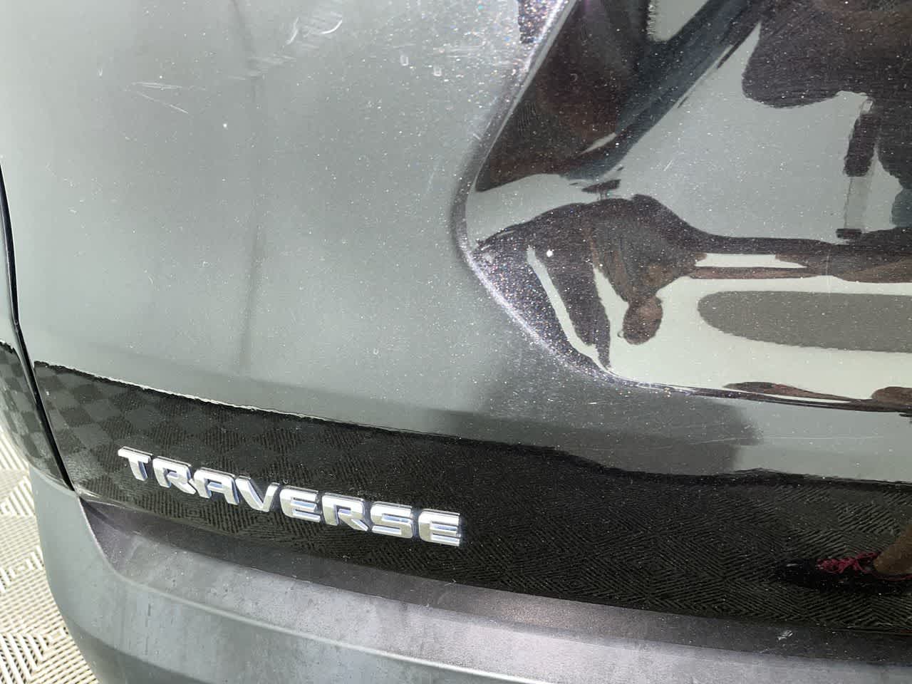 2021 Chevrolet Traverse LS