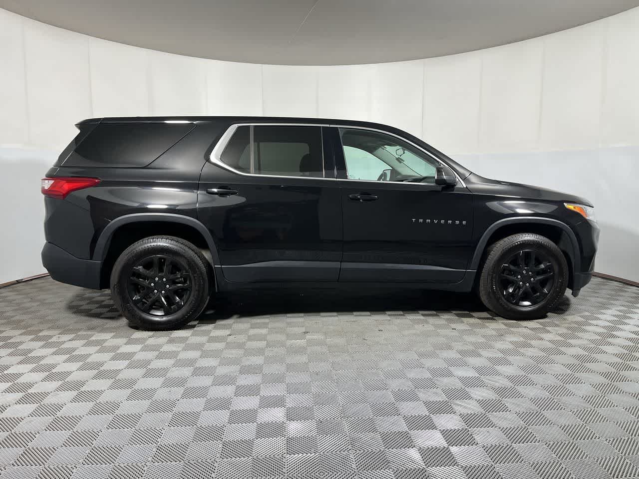 2021 Chevrolet Traverse LS