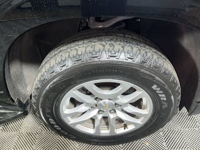 2023 Chevrolet Suburban LS