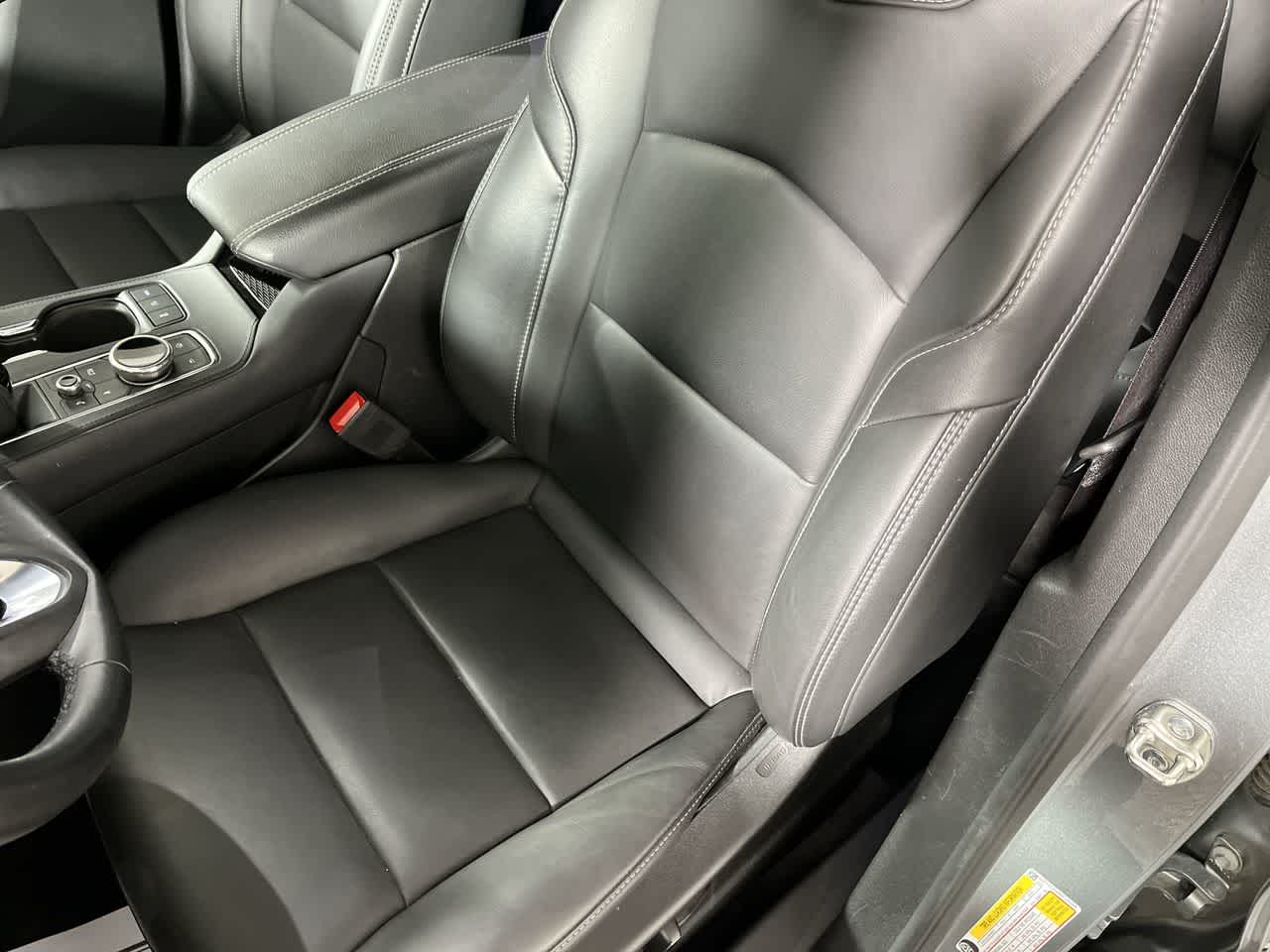 2025 Cadillac XT4 FWD Premium Luxury