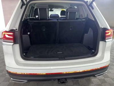 2025 Volkswagen Atlas 2.0T SE w/Technology