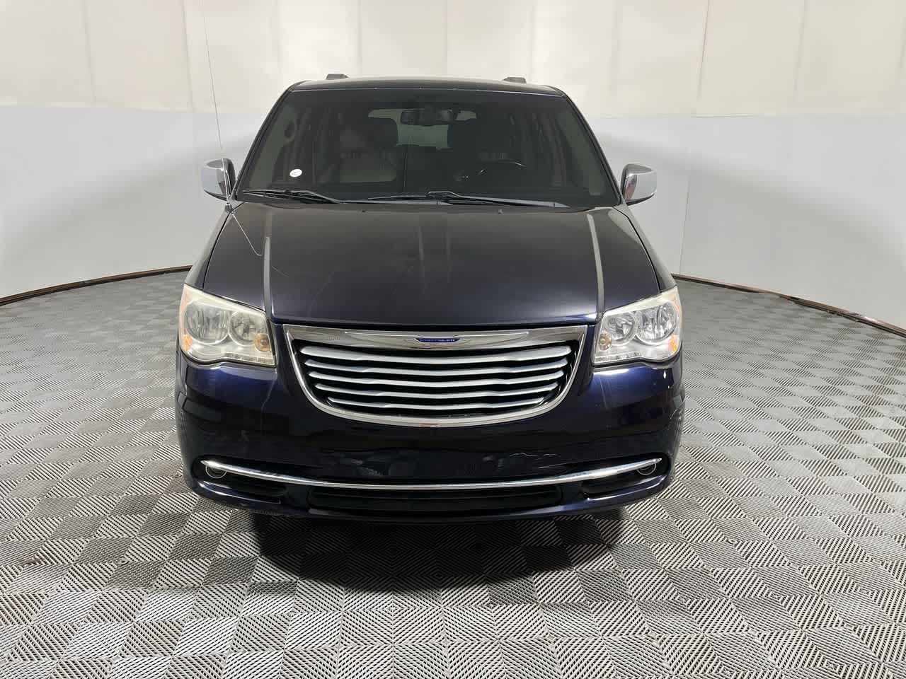 2011 Chrysler Town & Country Touring-L