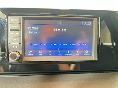 2025 Nissan Kicks S