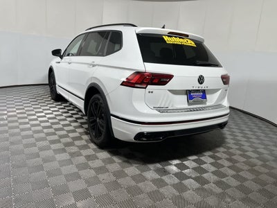 2022 Volkswagen Tiguan SE R-Line Black