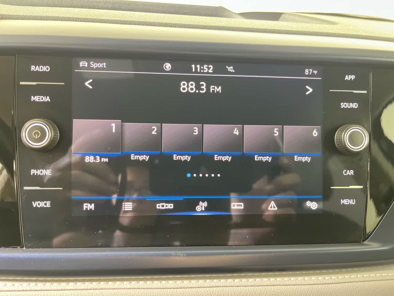 2024 Volkswagen Taos SE