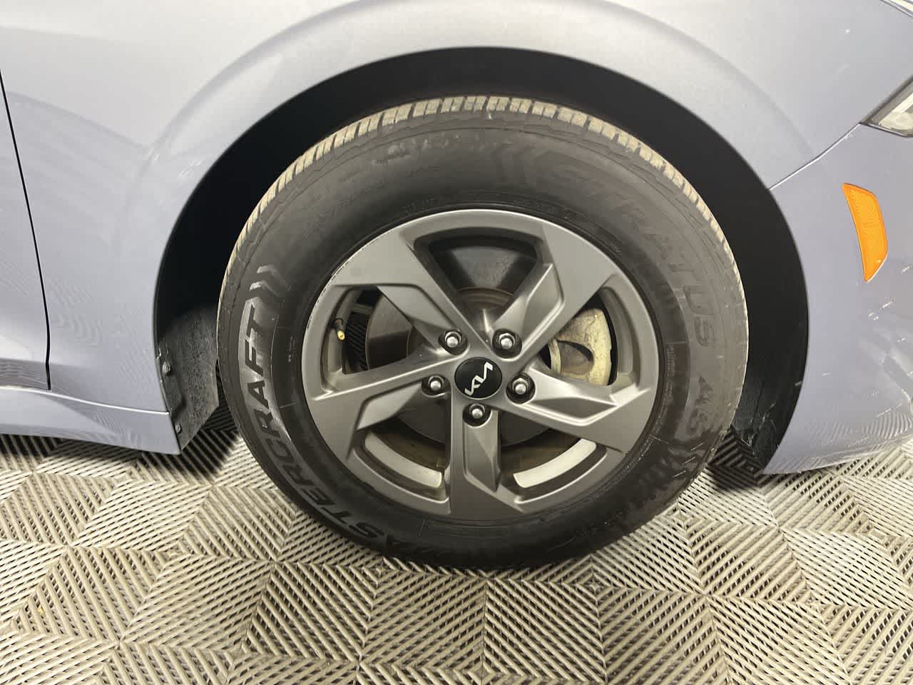 2023 Kia K5 LXS