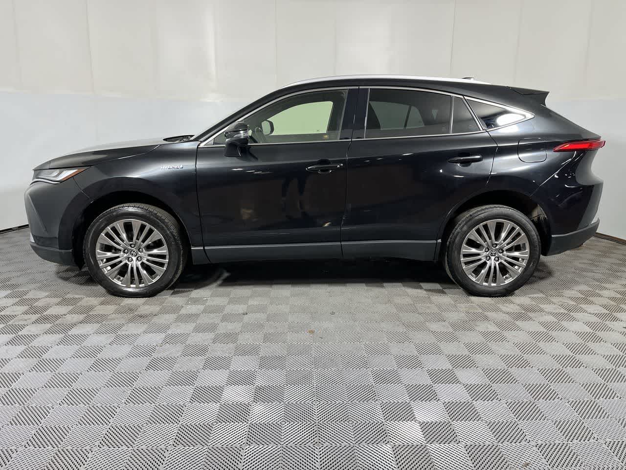 2021 Toyota Venza XLE