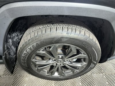 2022 Toyota RAV4 Hybrid XLE Premium