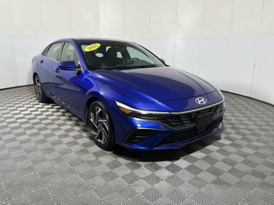 2025 Hyundai Elantra SEL Convenience
