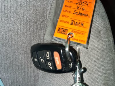 2009 Kia Sedona LX