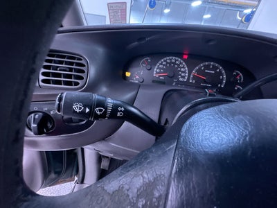 2000 Ford F-150 Work Series XL