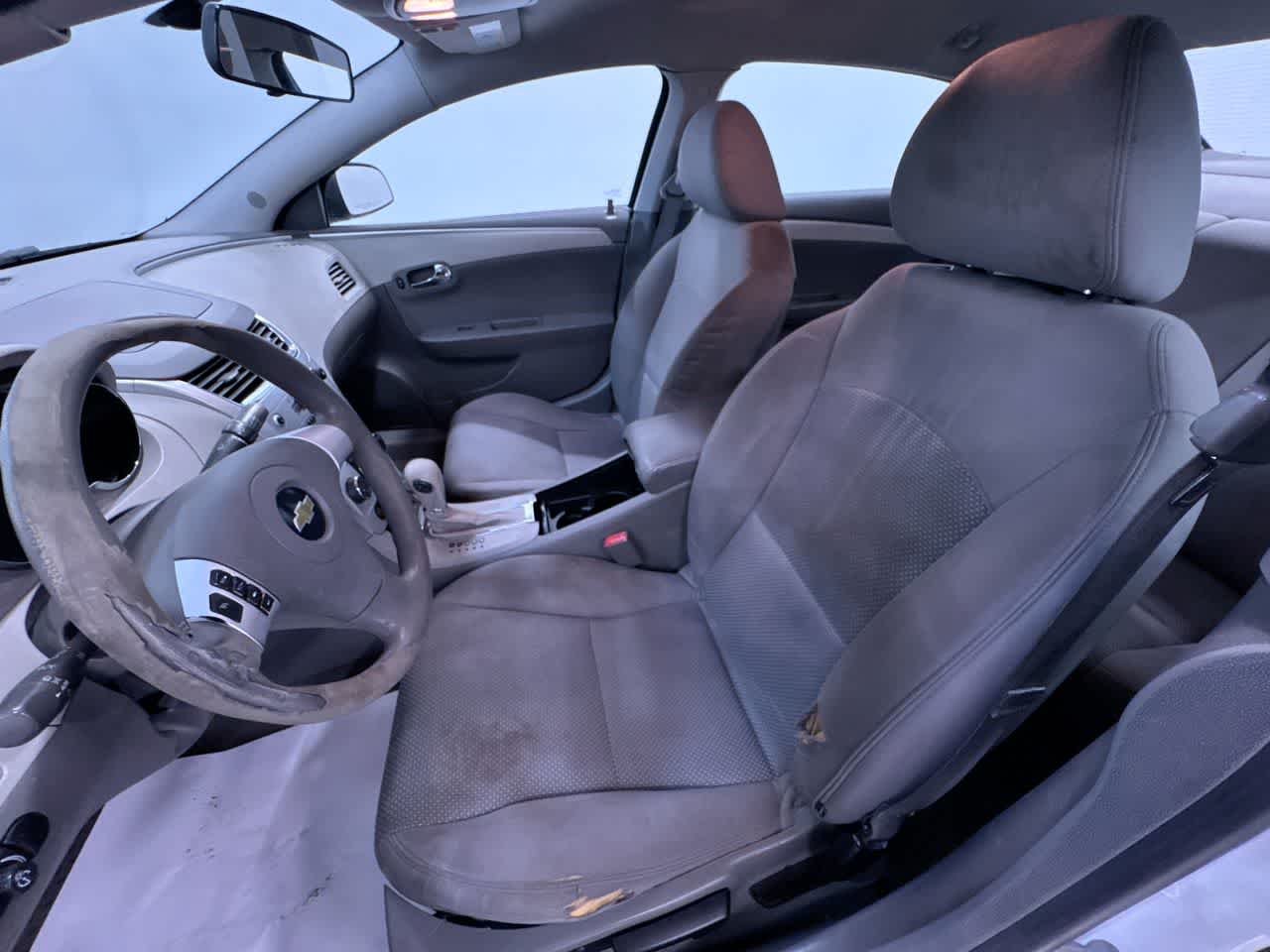 2011 Chevrolet Malibu LS w/1FL
