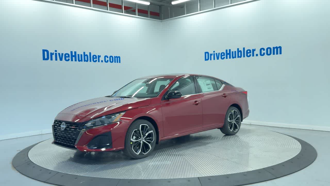 2025 Nissan Altima SR